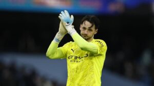 James Trafford Buktikan Kesiapan di Balik Bayang-bayang Donnarumma