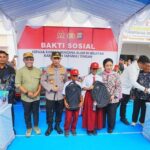 Kapolri dan Titiek Soeharto Tinjau Huntara Korban Banjir Tapteng, Salurkan 16 Truk Bantuan