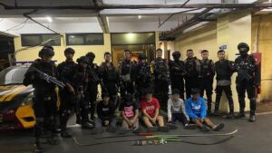Brimob Polda Metro Jaya Amankan Lima Pemuda Bawa Senjata Tajam di Ciracas