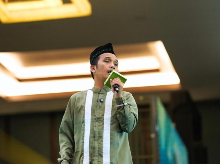 Ustaz Maulana: Menyusui adalah Ibadah Mulia, Suami Wajib Mendukung Penuh