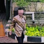 Pria Berbaju Batik dan Lanyard Berulang Kali Curi Barang di Hotel Mewah Jakarta