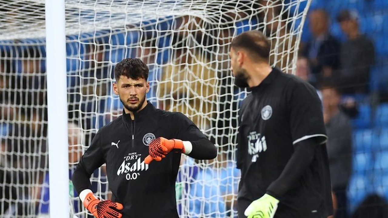 Nasib James Trafford di Manchester City Menggantung Akibat Kedatangan Gianluigi Donnarumma