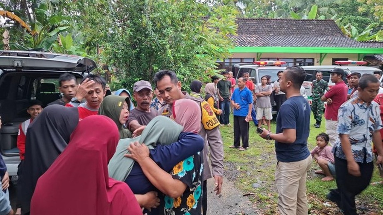 65 Warga Purworejo Diduga Keracunan Massal Usai Santap Makanan Kenduri Ruwahan 65 Warga Purworejo Diduga Keracunan Massal Usai Santap Makanan Kenduri Ruwahan