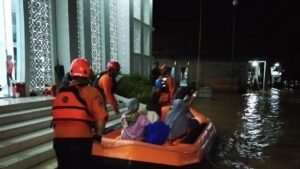 Sungai Citalahab Meluap Lagi, Tanggul Jebol Rendam Ratusan Rumah di Ciamis