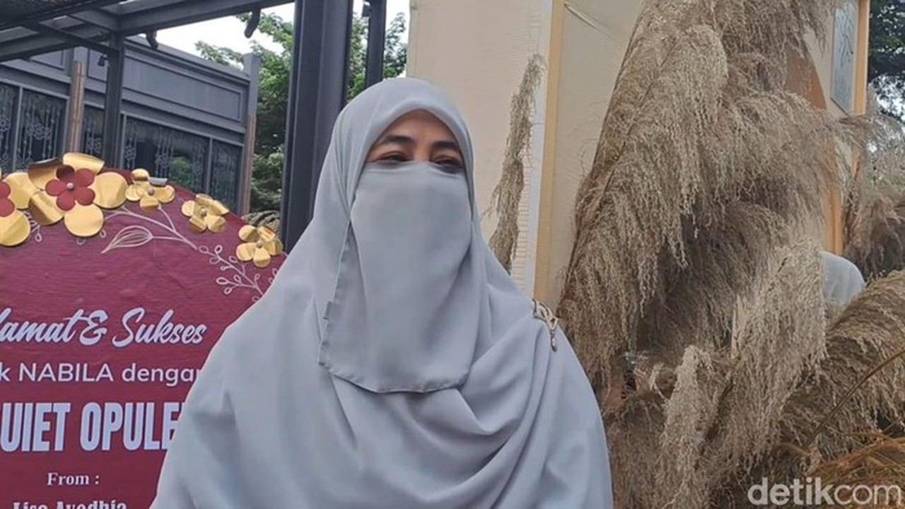 Umi Pipik Sambut Ramadan 2026 Lebih Spesial dengan Kehadiran Cucu Pertama