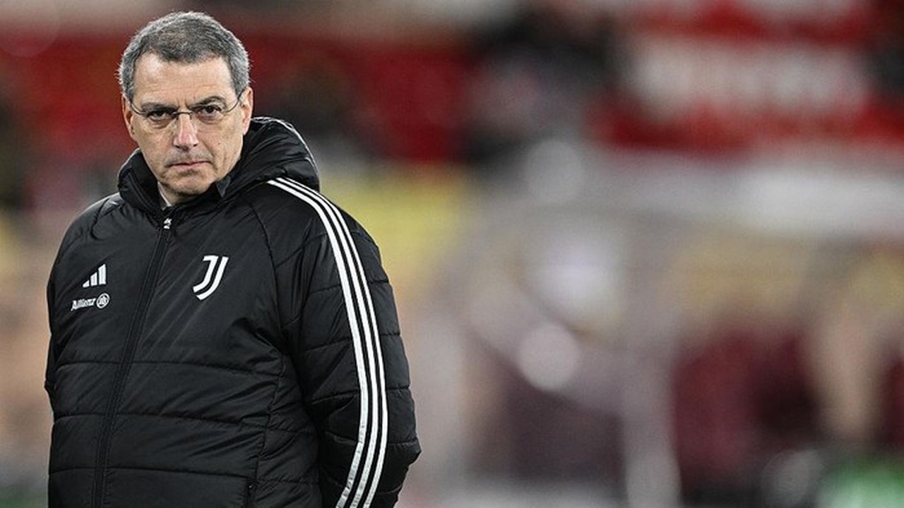 Dua Petinggi Juventus Dihukum Berat Akibat Protes Keras ke Wasit Laga Kontra Inter Dua Petinggi Juventus Dihukum Berat Akibat Protes Keras ke Wasit Laga Kontra Inter