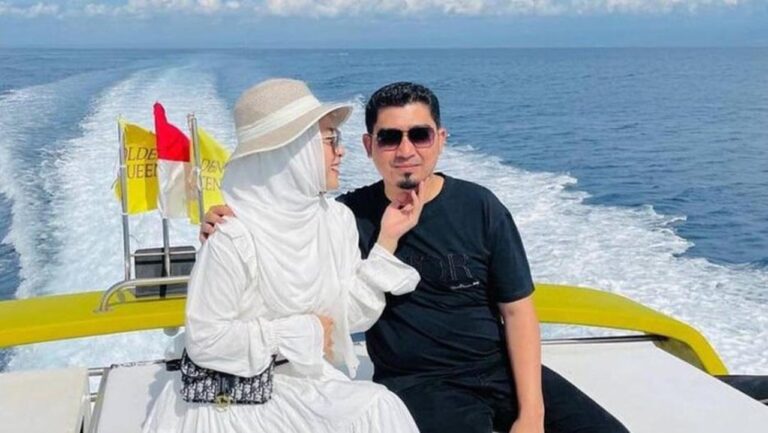 14 Tahun Pernikahan Ustaz Solmed dan April Jasmine: Kunci Harmonis Saat Istri Ngambek