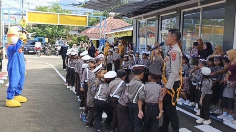 Aipda Agung Ginanjar: Inisiator Taman Edukasi Lalu Lintas dan SKCK Delivery di Polsek Pandeglang