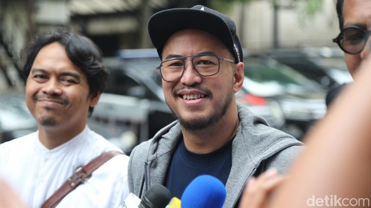 Admin YouTube Pandji Pragiwaksono Diperiksa Bareskrim Polri Terkait Candaan Adat Toraja