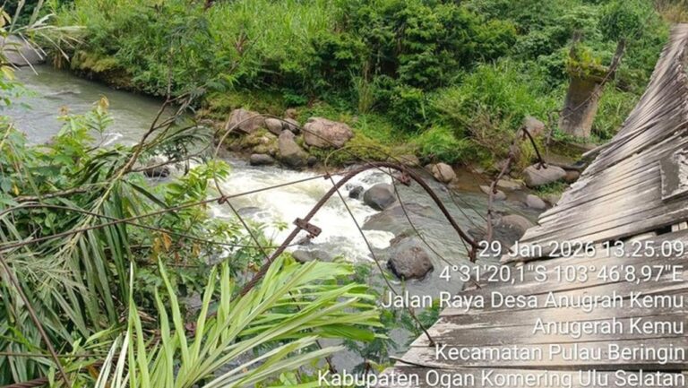 Jembatan Gantung di OKU Selatan Putus, 9 Warga Terluka Parah Akibat Beban Berlebih