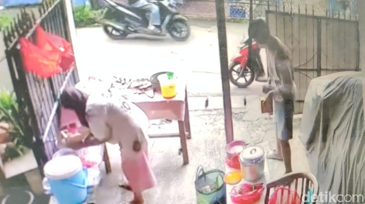 Aksi Licik Pria Berpura-pura Beli Nasi Uduk, Curi Uang Pedagang Lansia di Bekasi