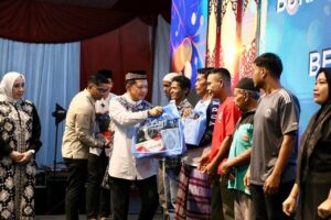 Tito Karnavian Buka Puasa Bersama Warga Terdampak Banjir Aceh Tamiang di Hari Pertama Ramadan