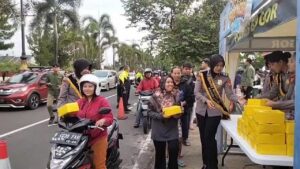 Polres Bogor Tebar 200 Paket Takjil Tiap Hari Selama Ramadan di Pakansari