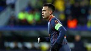 Cedera Lautaro Martinez Usai Inter Milan Kalah dari Bodo/Glimt, Rumput Sintetis Disorot
