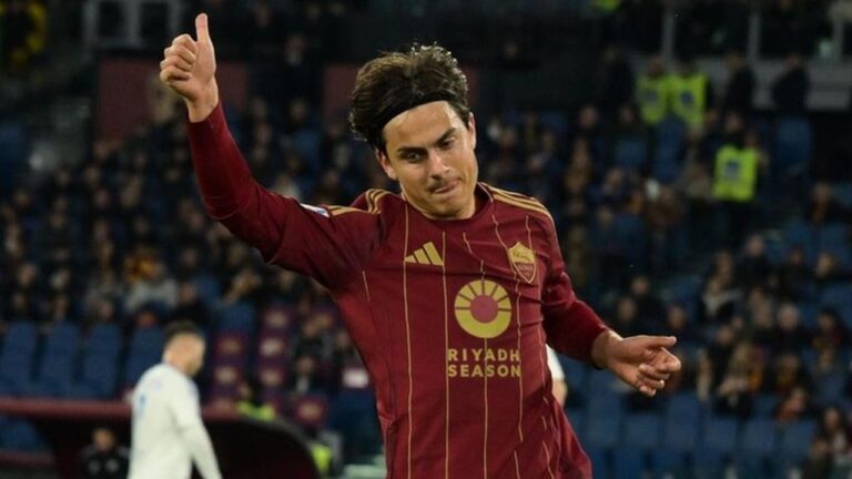 Paulo Dybala Ungkap Rahasia Jaga Fisik Prima dengan Pilates di AS Roma Paulo Dybala Ungkap Rahasia Jaga Fisik Prima dengan Pilates di AS Roma