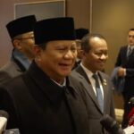 Prabowo Tertawa Dengar Donald Trump Mengaku Tak Mau Melawannya