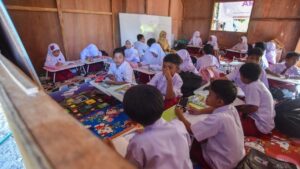 Komisi X DPR Mendesak Rehabilitasi Sekolah di Sumatera Tuntas Sebelum Lebaran