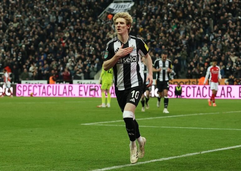 Manchester United Bidik Anthony Gordon, Newcastle Terancam Jual Jika Gagal Liga Champions Manchester United Bidik Anthony Gordon, Newcastle Terancam Jual Jika Gagal Liga Champions