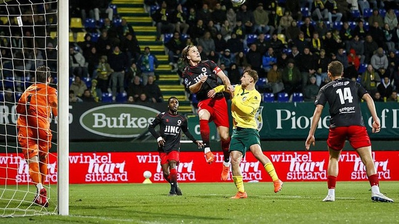 Justin Hubner Bawa Fortuna Sittard Ungguli Excelsior Miliano di Liga Belanda
