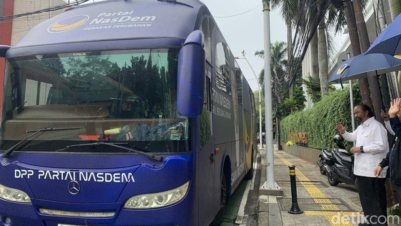 Surya Paloh Lepas Tim Safari Ramadan NasDem: Perkuat Silaturahmi dan Konsolidasi Organisasi