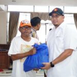 Andre Rosiade Salurkan 5.000 Paket Sembako untuk Warga Pariaman Jelang Ramadan