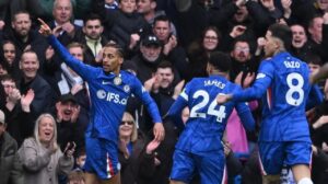 Babak Pertama Liga Inggris: Gol Cepat Joao Pedro Bawa Chelsea Ungguli Burnley 1-0