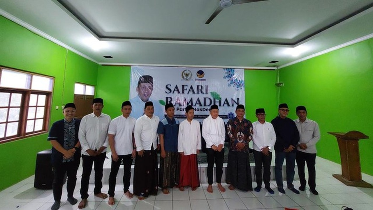Saan Mustopa Dorong Sinergi NasDem dan Pesantren dalam Safari Ramadan di Cirebon Saan Mustopa Dorong Sinergi NasDem dan Pesantren dalam Safari Ramadan di Cirebon