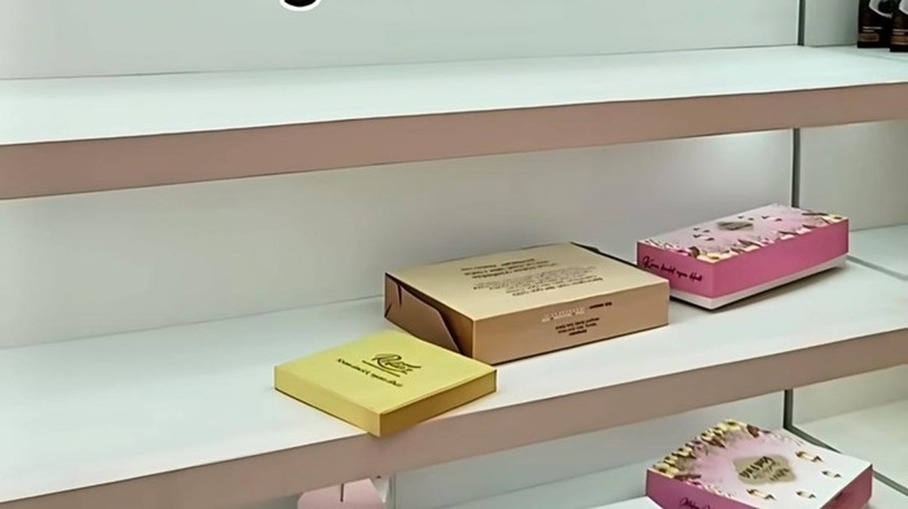 Toko Kue Lebaran di Bogor Dibobol Maling, Puluhan Hampers Ludes Digondol Pencuri