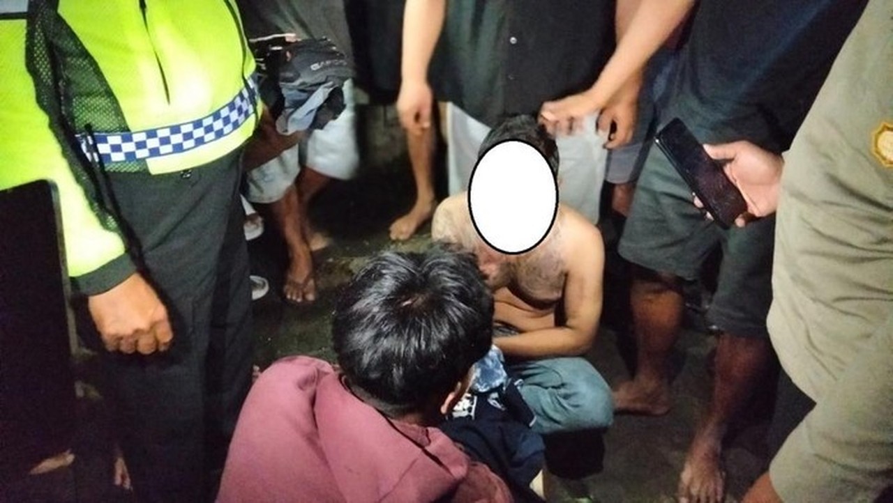 Maling Tabung Gas di Jogja Babak Belur Dihajar Warga Pakai Stik Golf Maling Tabung Gas di Jogja Babak Belur Dihajar Warga Pakai Stik Golf