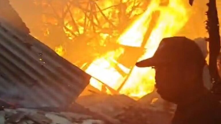 18 Kios di Pasar Labuan Pandeglang Ludes Terbakar, Diduga Akibat Korsleting Listrik