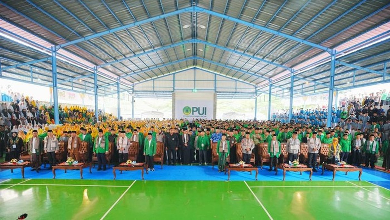 Kapolri Jenderal Listyo Sigit Hadiri Milad ke-108 PUI di Majalengka, Gelar Doa Bersama