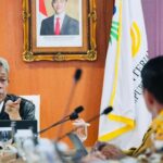 Wamensos Agus Jabo Bahas Sekolah Rakyat dan PBI dengan 7 Pemda, Tekankan Peran Dinas Sosial