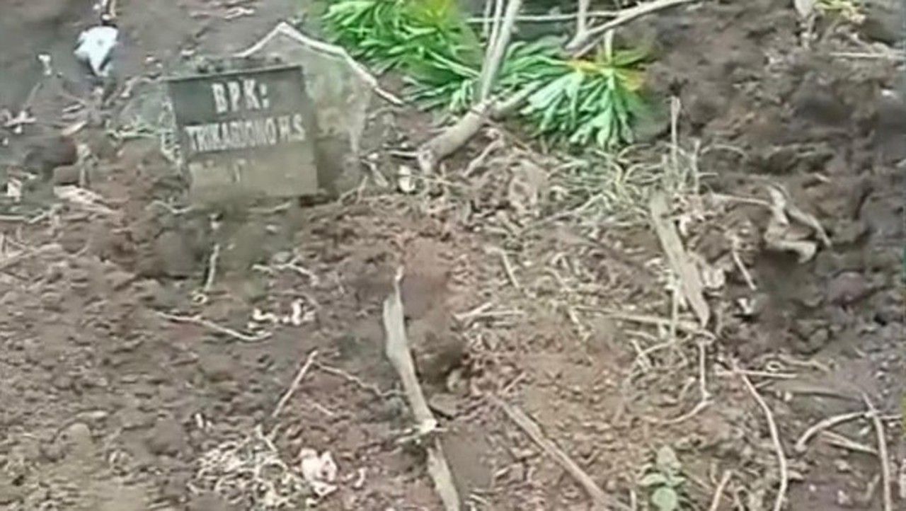 Puluhan Makam Berantakan di Batu, Juru Kunci Diduga Dalang Pengrusakan Nisan Puluhan Makam Berantakan di Batu, Juru Kunci Diduga Dalang Pengrusakan Nisan