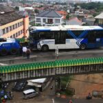 Adu Banteng TransJ di Jalur Langit Koridor 13: 23 Luka Ringan, 2 Patah Tulang