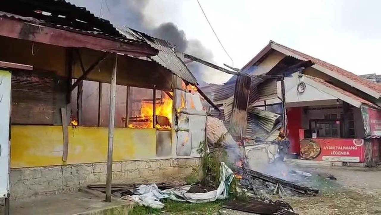 Warung Soto Mang Ohim di Bogor Dilalap Api Akibat Kebocoran Gas