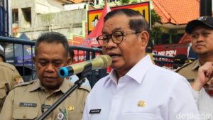 Gubernur DKI Jakarta Setuju 1.000% Arahan Presiden Prabowo soal Gentengisasi dan Spanduk