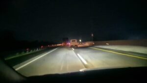 Aksi Kejar-kejaran Dramatis Polisi Gagalkan Pencurian Pikap di Tol Probolinggo