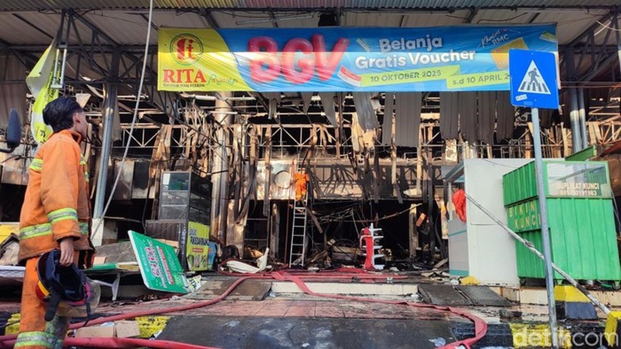 Rita Pasaraya Cilacap Dilalap Api, Diduga Korsleting Listrik Jadi Pemicu Utama