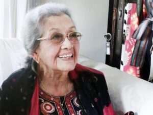 Eyang Meri, Istri Jenderal Hoegeng, Akan Dimakamkan Besok di Samping Suami