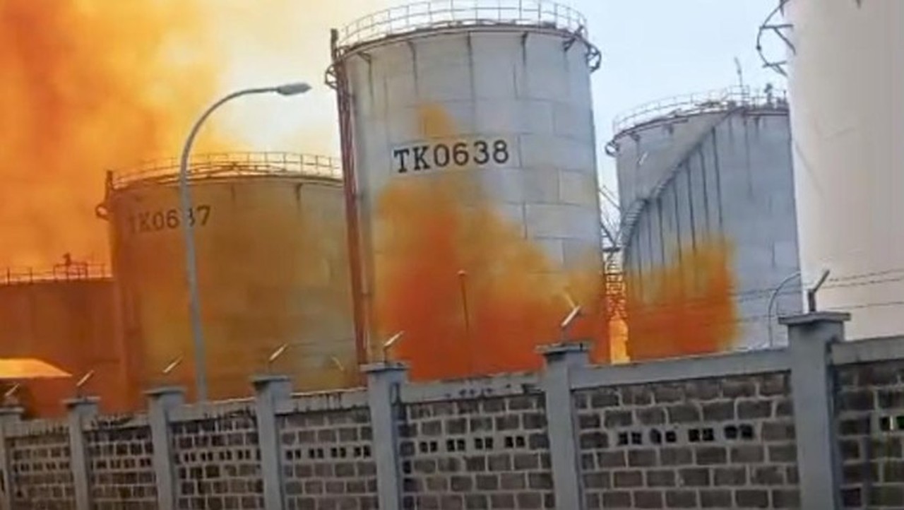 Asap Oranye Pabrik Cilegon Terkuak: Polisi Jelaskan Penyebabnya Bukan Kebocoran Asap Oranye Pabrik Cilegon Terkuak: Polisi Jelaskan Penyebabnya Bukan Kebocoran