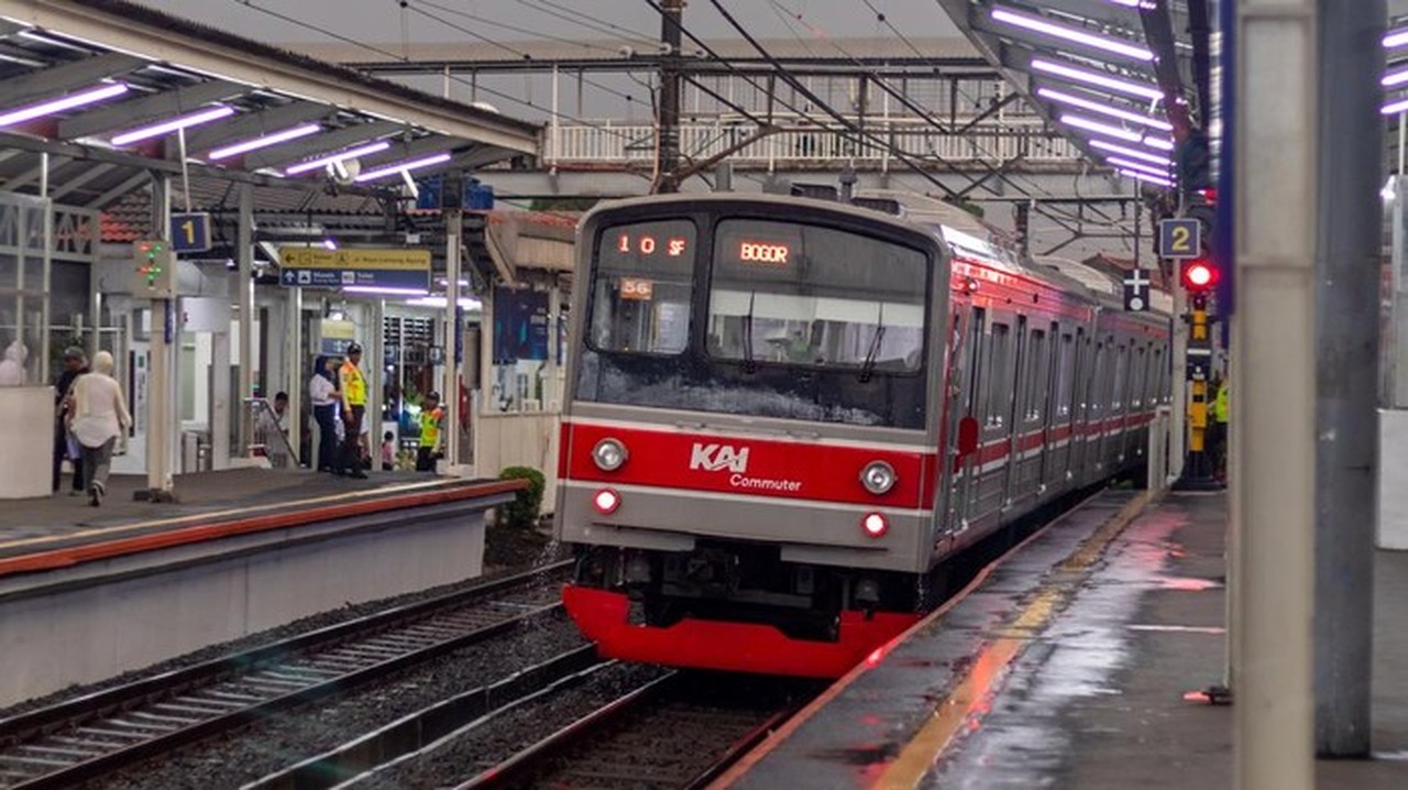 KAI Targetkan Headway KRL Tanah Abang-Rangkasbitung Dipersingkat Jadi 4-8 Menit pada 2029