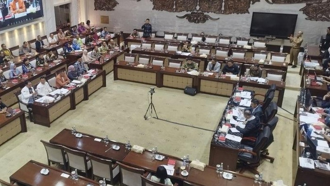 Adkasi Adukan Pemotongan Dana TKD ke DPR, Minta Kebijakan Tak Disamaratakan Adkasi Adukan Pemotongan Dana TKD ke DPR, Minta Kebijakan Tak Disamaratakan