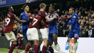 Drama Chelsea vs West Ham: Traore Ngamuk, Todibo Kartu Merah, Palmer Ditampar