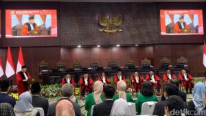 Mahkamah Konstitusi Gelar Wisuda Purnabakti Hakim Arief Hidayat Jelang Pensiun Februari 2026