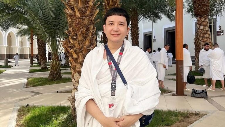 Rangga Moela Ungkap Perjuangan Batin Sebelum Beranikan Diri Tunaikan Ibadah Umrah Rangga Moela Ungkap Perjuangan Batin Sebelum Beranikan Diri Tunaikan Ibadah Umrah