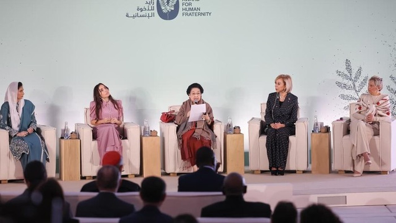 Megawati Soekarnoputri Berbagi Pengalaman Kepemimpinan Perempuan di Majelis Zayed Award Abu Dhabi