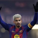 Gol Copa del Rey, Araujo Peluk Erat Hansi Flick: Terima Kasih Atas Dukungan