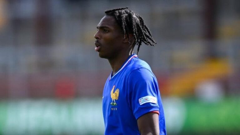 Liverpool Dihujat Rp 1,4 Triliun untuk Bek Muda, Duggary: Rennes Temukan Sosok Dungu!